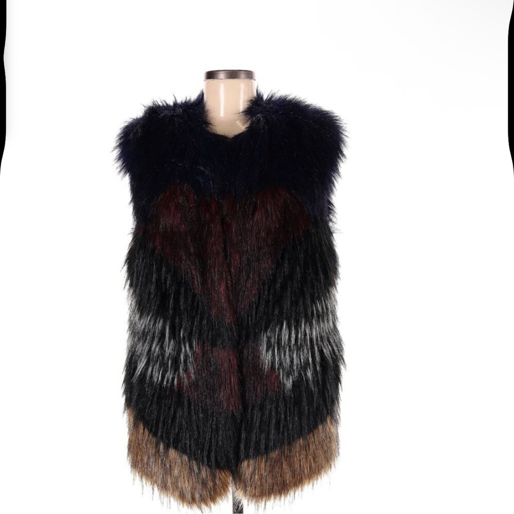 Trina Turk Faux Fur Vest Size M EUC